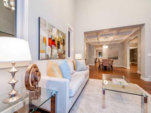 Walls, Ceiling detail, casings painted